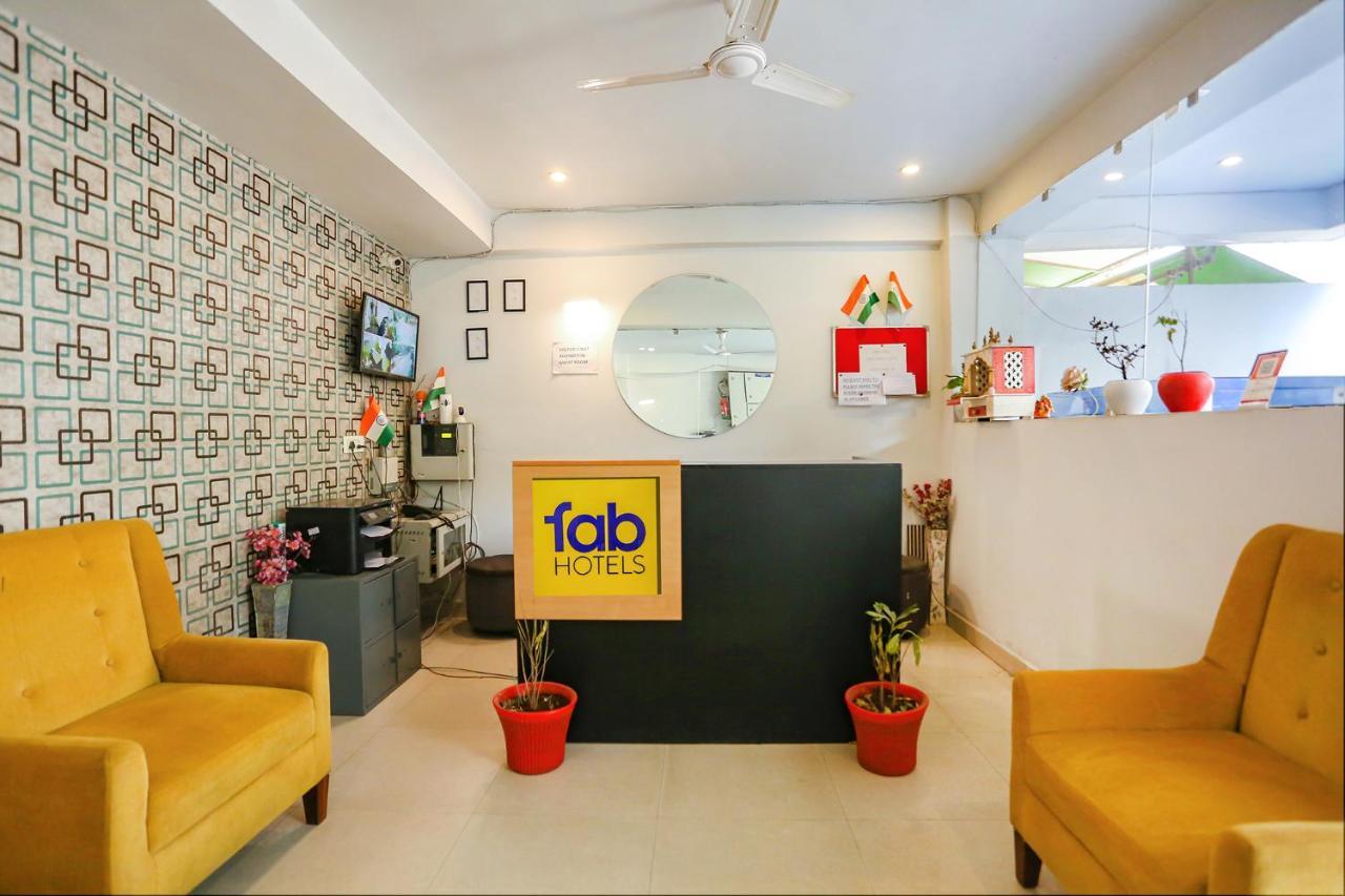 Fabhotel Novel Suites - Nr Yashobhoomi Convention Centre Нью-Дели Экстерьер фото